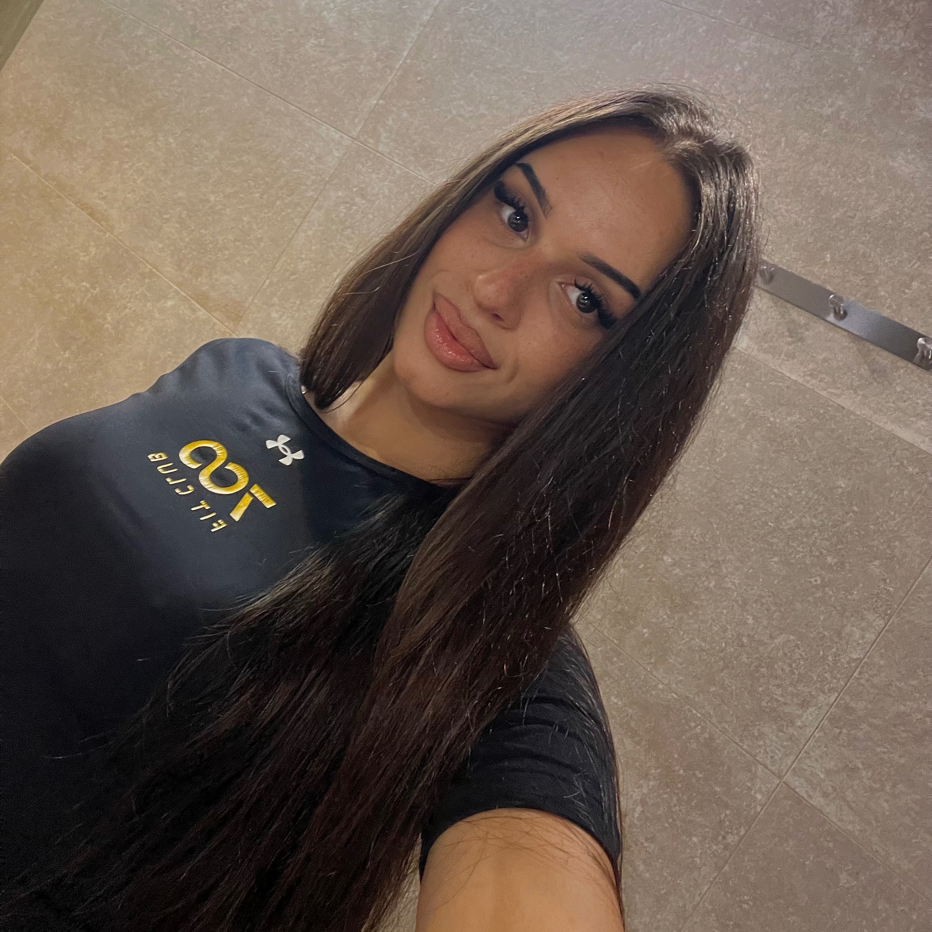 profile-1784876585648.jpg